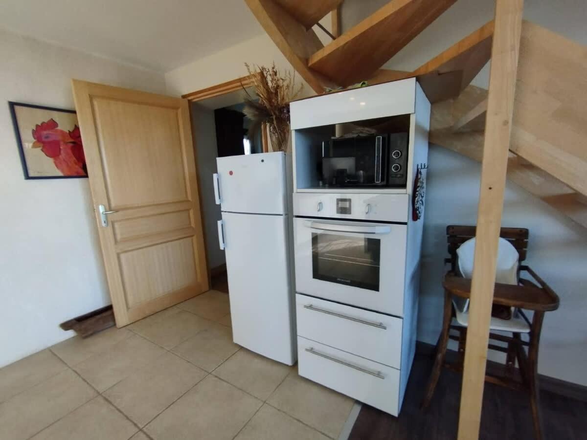 Large With Garden And Sea View For 8 People Casa de Férias Locquenole